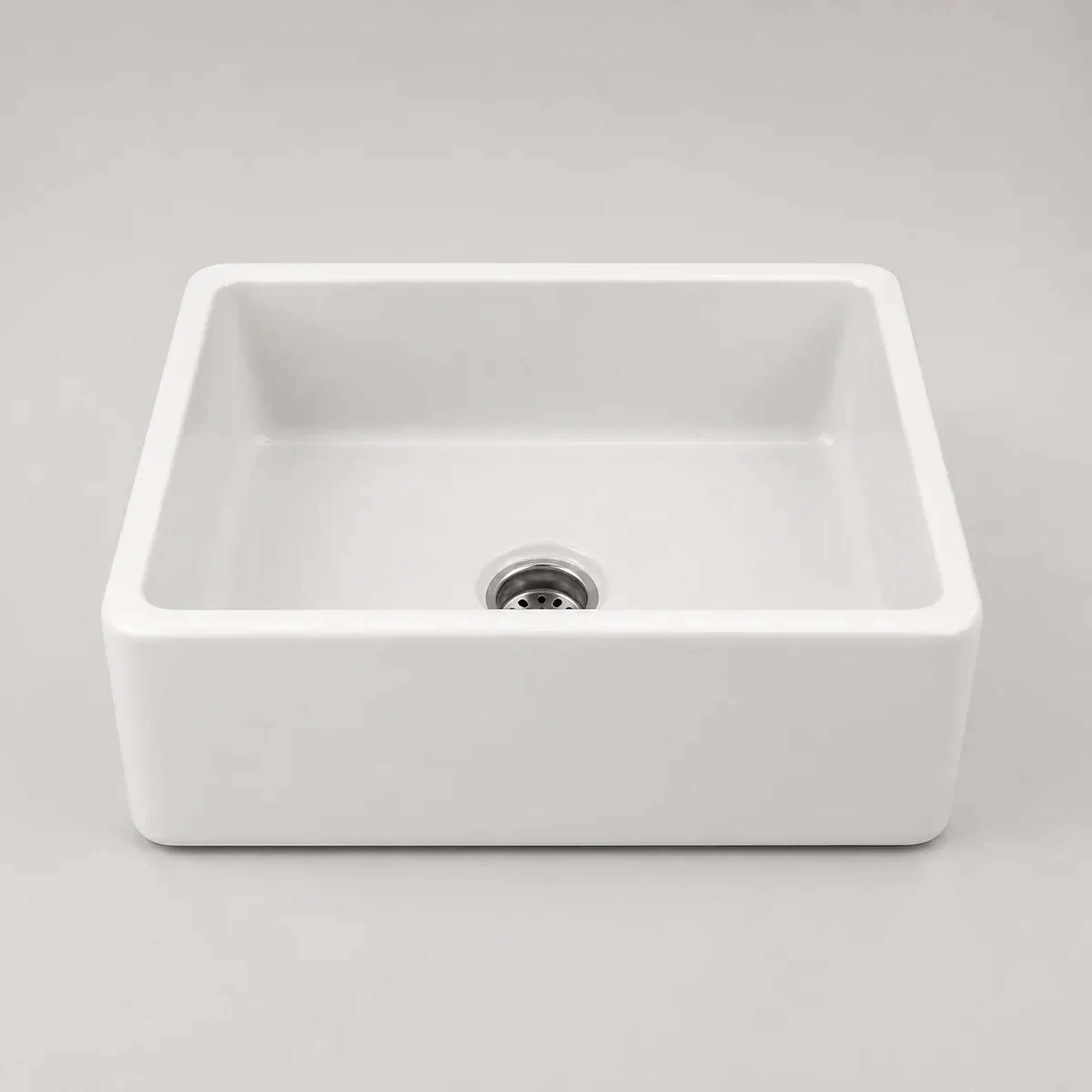 Apron-Front Kitchen Sink